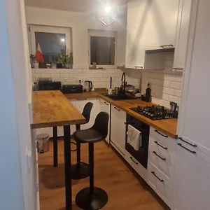 https://noclegi-budomas-budget-freeparking-smarttv.hotelswroclaw.com